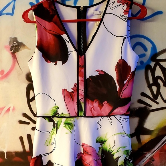 Reed Floral Print Fit & Flare Dress - Picture 2 of 5